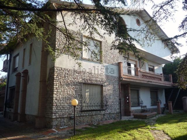 Villetta bifamiliare in vendita di 245 m²