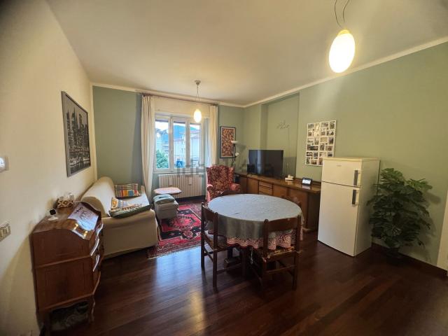 Villetta bifamiliare in vendita di 246 m² in Via Leonardo Da Vinci, 29