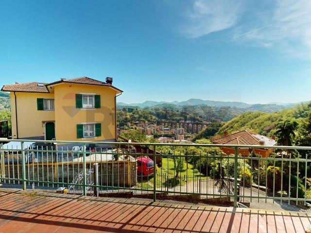 Villetta bifamiliare in vendita di 246 m² in Via Marseno, 24