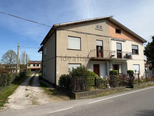 Villetta bifamiliare in vendita di 248 m²