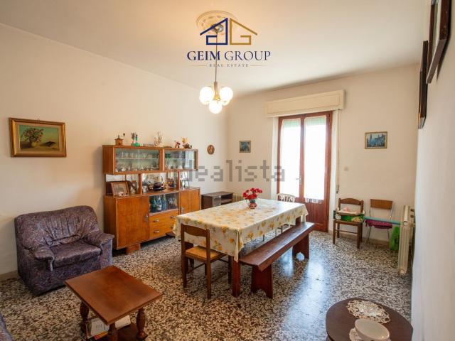 Villetta bifamiliare in vendita di 253 m² in Strada Provinciale della Chiana, 10