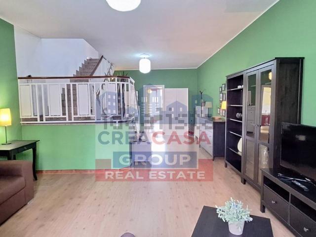 Villetta bifamiliare in vendita di 253 m² in Via Regina Margherita, 27