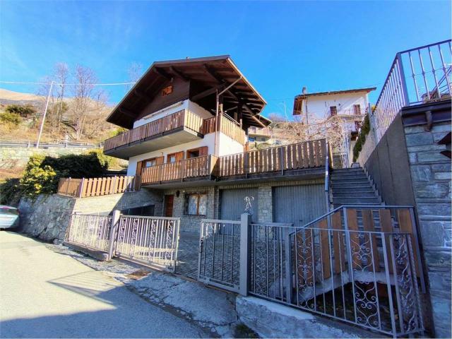 Villetta bifamiliare in vendita di 250 m² in Frazione Moron