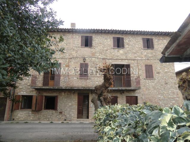 Villetta bifamiliare in vendita di 250 m² in Località Ponterio, 69