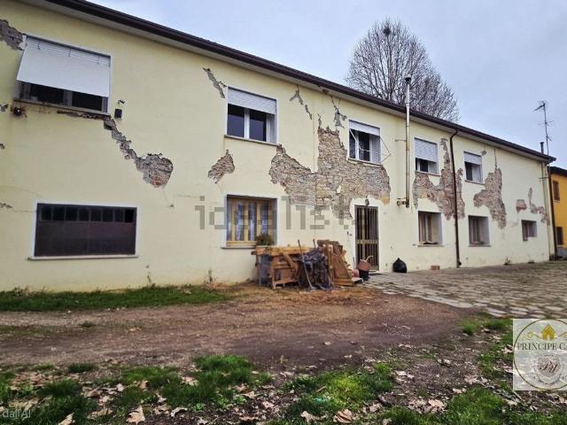 Villetta bifamiliare in vendita di 250 m² in Via Giarre