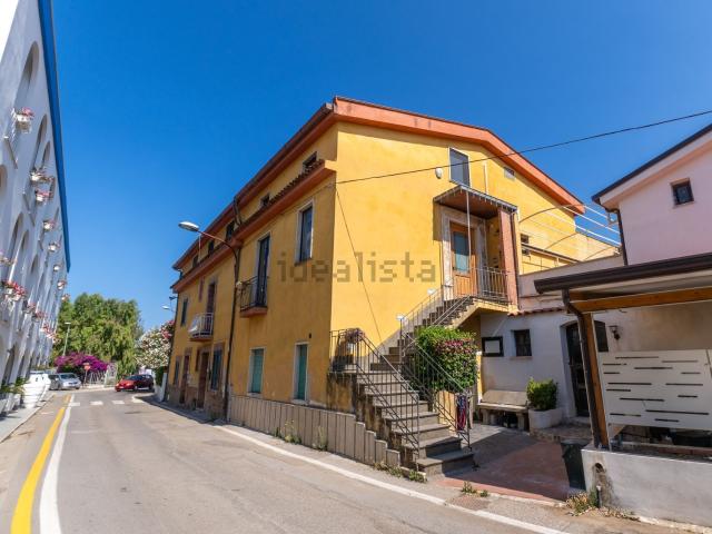 Villetta bifamiliare in vendita di 250 m² in Via Torre di Mare