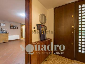 Villetta bifamiliare in vendita di 250 m² in Via Biagio Bernardi, 3