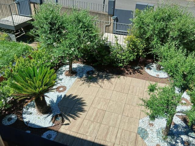 Villetta bifamiliare in vendita di 250 m² in Via Circonvallazione
