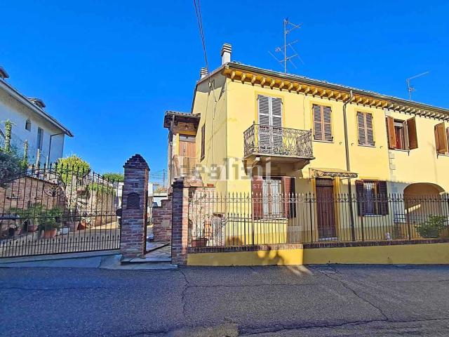 Villetta bifamiliare in vendita di 250 m² in Via Fratelli Pietro e Giovanni Sosso