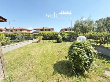 Villetta bifamiliare in vendita di 250 m² in Via Giordano Bruno, 19