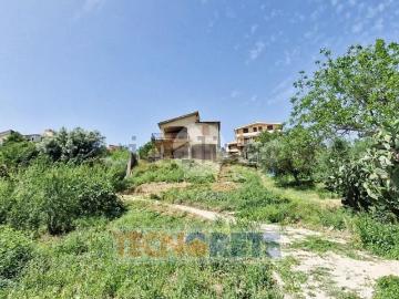 Villetta bifamiliare in vendita di 250 m² in Via Linea Ferrata, 83