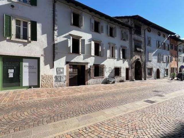Villetta bifamiliare in vendita di 250 m²