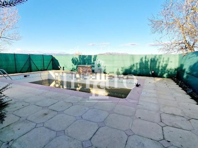 Villetta bifamiliare in vendita di 250 m² in Via San Paolo, 50013