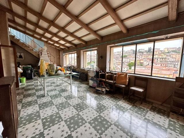 Villetta bifamiliare in vendita di 250 m² in Viale Roma