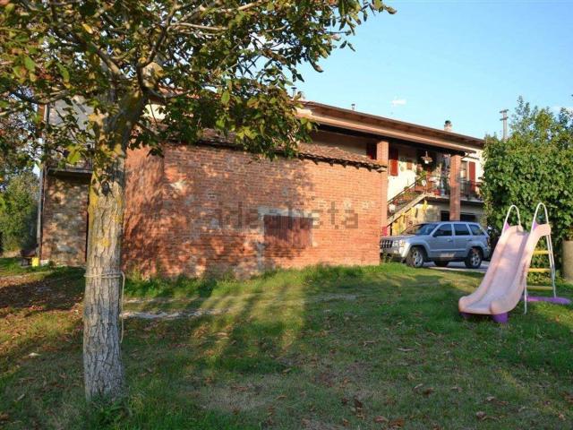 Villetta bifamiliare in vendita di 250 m²