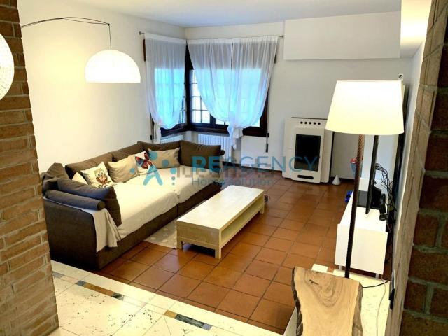 Villetta bifamiliare in vendita di 250 m²
