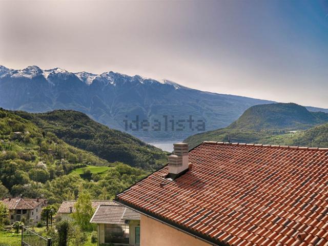 Villetta bifamiliare in vendita di 250 m²