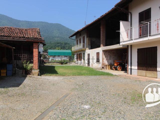 Villetta bifamiliare in vendita di 250 m²