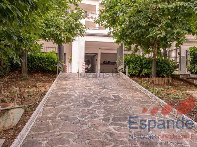 Villetta bifamiliare in vendita di 250 m²