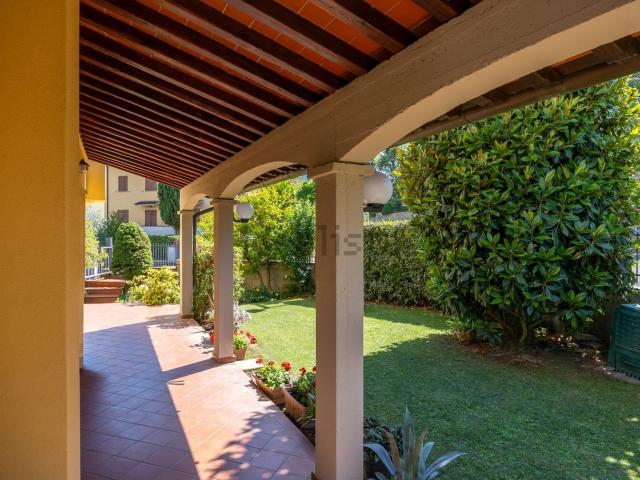 Villetta bifamiliare in vendita di 251 m² in Località Gaville