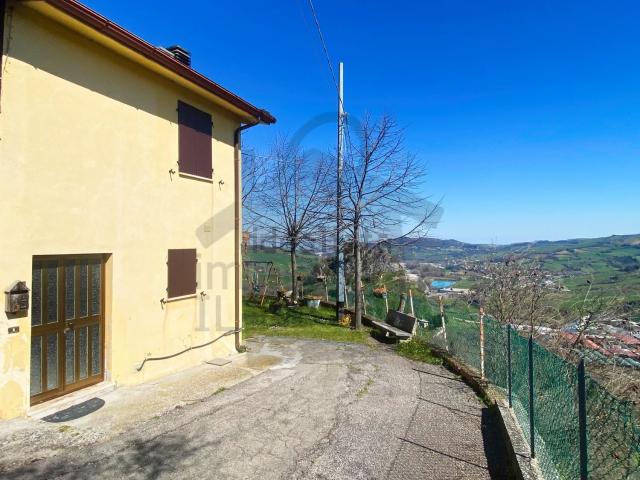 Villetta a schiera in vendita di 251 m² in Via Marecchiese, 18