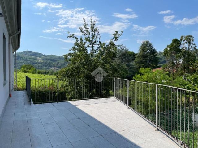 Villetta bifamiliare in vendita di 251 m² in Piazza Cavour, 24