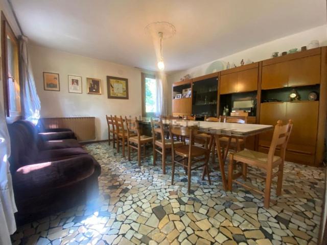 Villetta bifamiliare in vendita di 254 m² in Via San Cristoforo