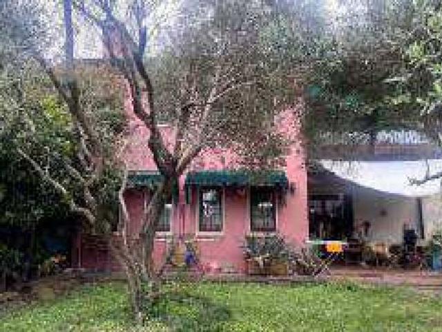 Villetta bifamiliare in vendita di 256 m² in Via Penghe, 18