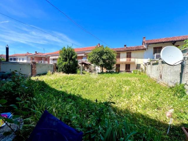 Villetta bifamiliare in vendita di 258 m² in Via Vittorio Alfieri, 7