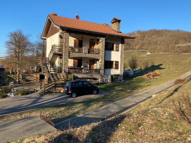 Villetta bifamiliare in vendita di 258 m² in Via Badia, 2