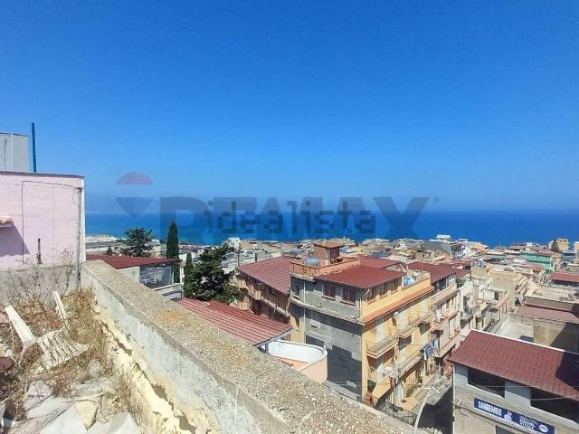 Villetta bifamiliare in vendita di 258 m² in Via F. Russo, 66