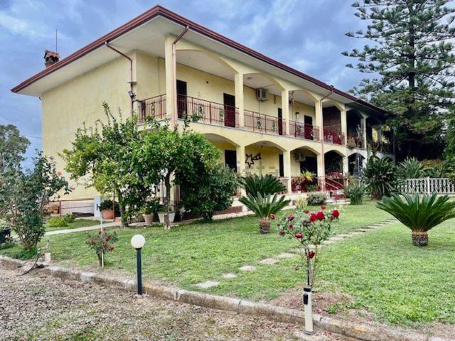 Villetta bifamiliare in vendita di 260 m² in Strada Piscina Scura, 838