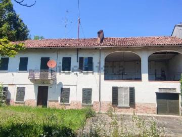 Villetta bifamiliare in vendita di 260 m² in Strada Statale 231