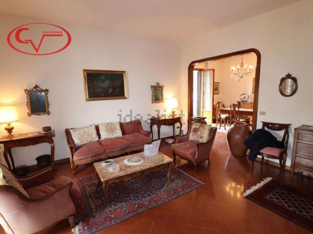 Villetta bifamiliare in vendita di 260 m² in Via Trebbia
