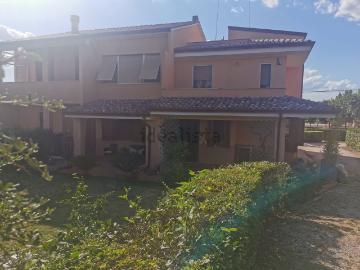 Casa in vendita a Perugia Umbria - Giardino