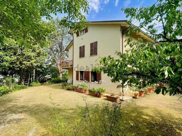 Villetta bifamiliare in vendita di 260 m²