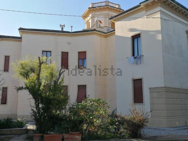 Villetta bifamiliare in vendita di 260 m²
