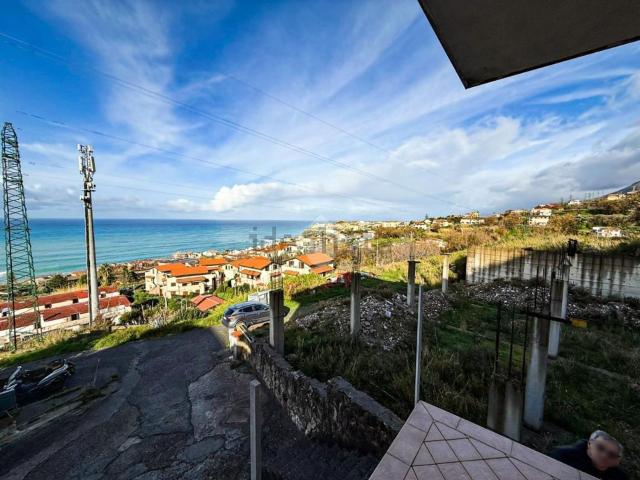 Villetta bifamiliare in vendita di 260 m²