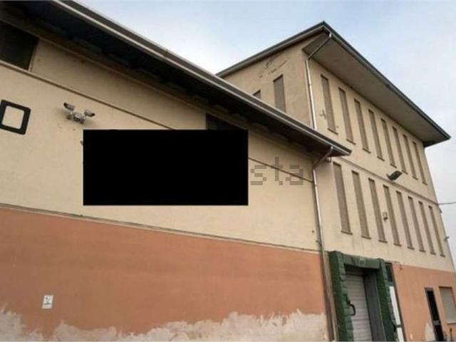 Villetta bifamiliare in vendita di 261 m² in Via Cicogna