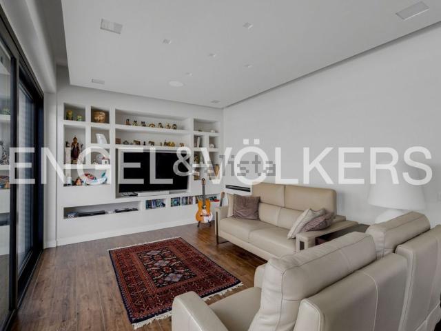 Villetta bifamiliare in vendita di 262 m² in Via Guglielmo Marconi, 11