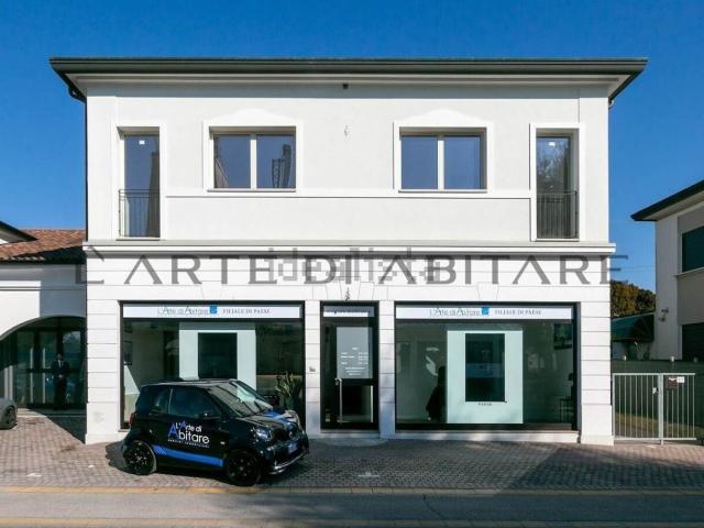 Villetta bifamiliare in vendita di 267 m² in Via Guizza