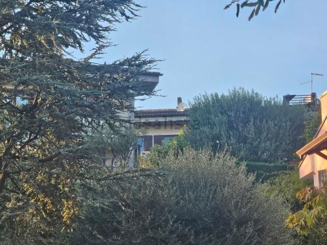 Villetta bifamiliare in vendita di 265 m²