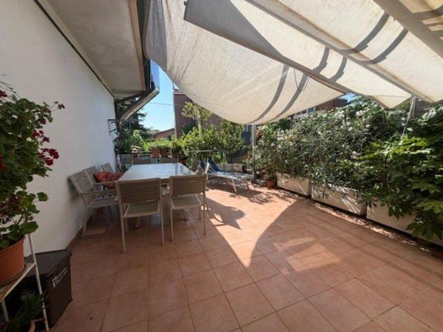 Villetta bifamiliare in vendita di 273 m²