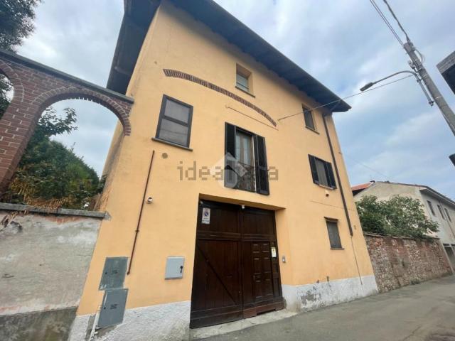 Villetta bifamiliare in vendita di 270 m² in Via Magenta, 8