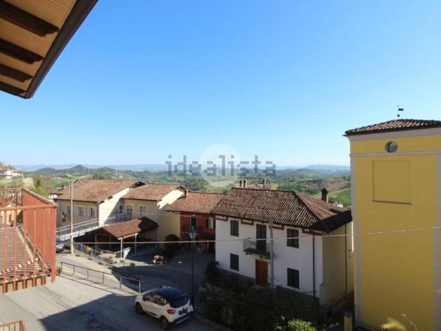 Villetta bifamiliare in vendita di 270 m² in Via Roma, 3