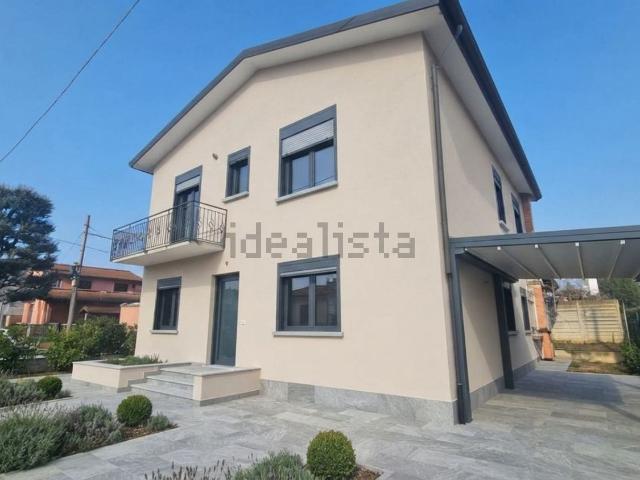 Villetta bifamiliare in vendita di 270 m² in Via Roma