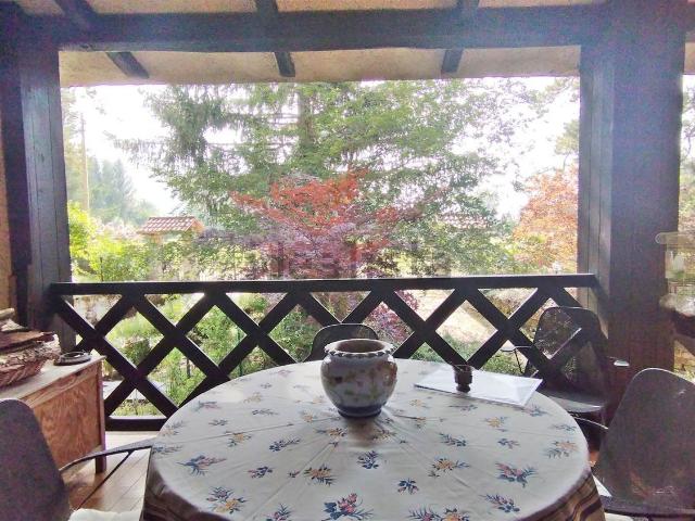 Villetta bifamiliare in vendita di 270 m²