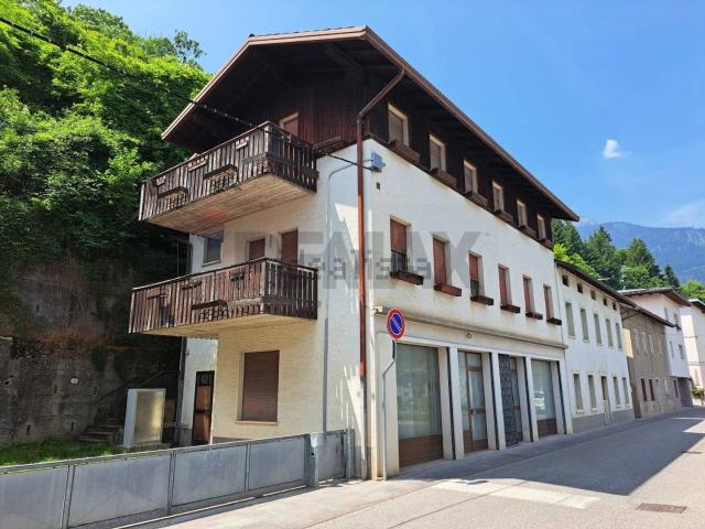 Villetta bifamiliare in vendita di 270 m²