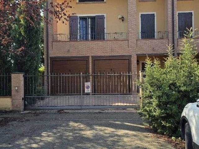 Villetta bifamiliare in vendita di 270 m²