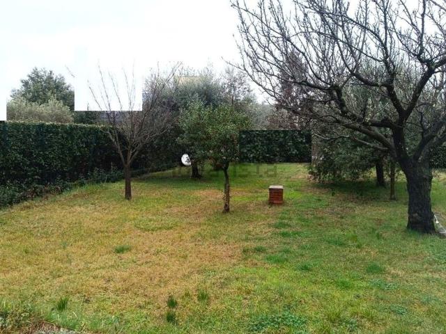 Villetta bifamiliare in vendita di 270 m²